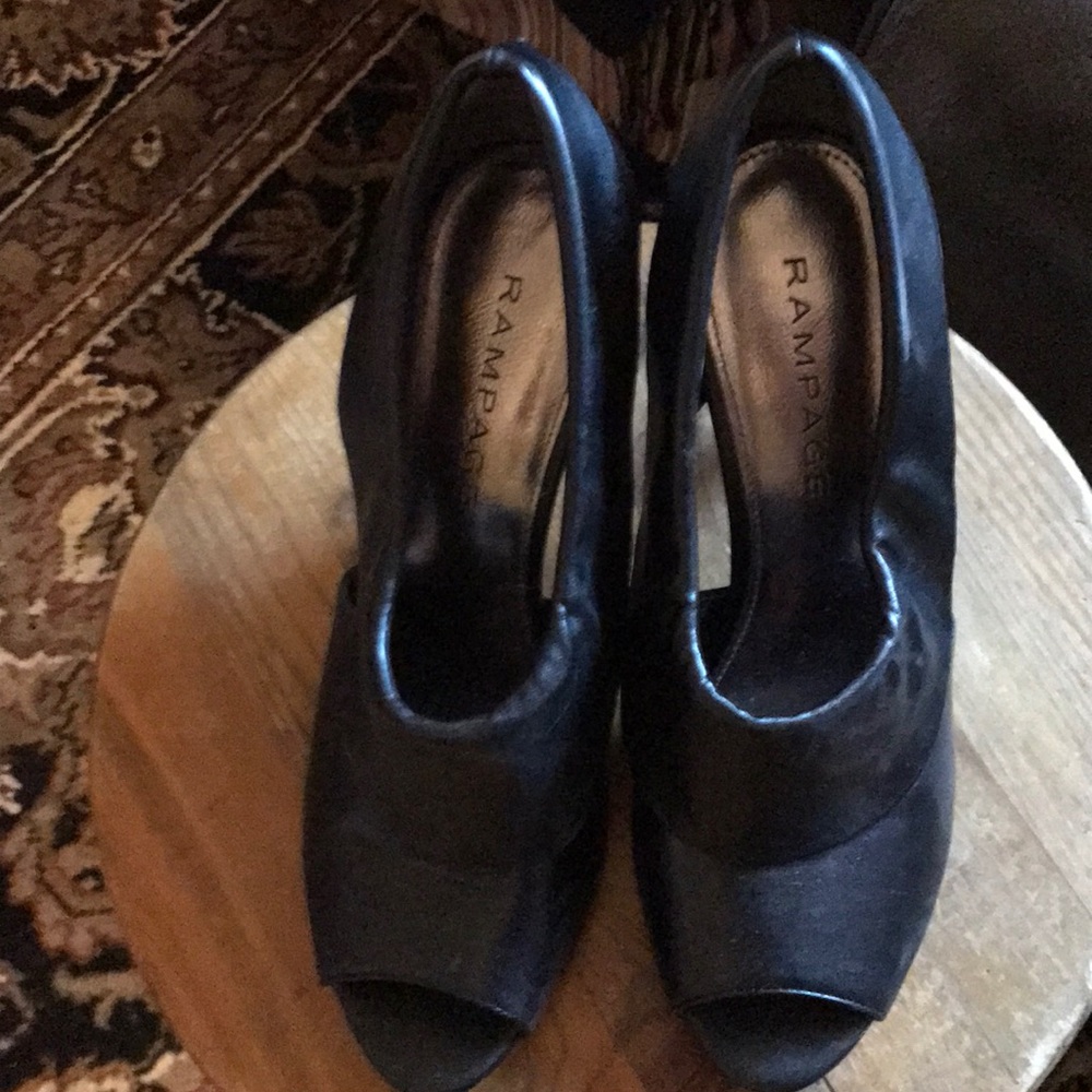 Black open toe Heel